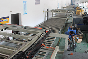 上海智能床墊織網配送輸送生產線